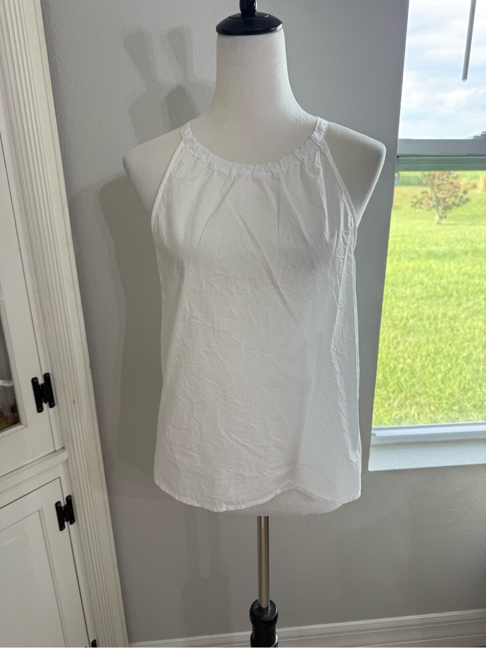 Banana Republic White Halter-Style Sleeveless Top